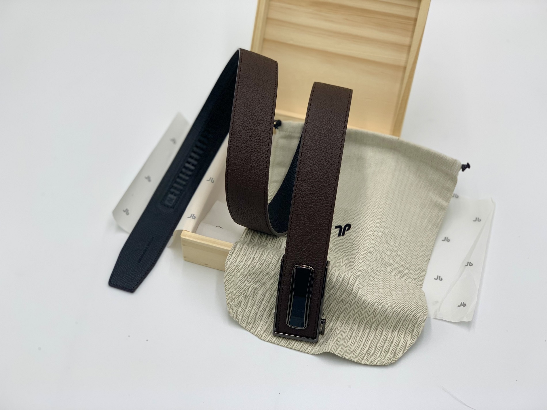 Thắt lưng khóa tự động - Hình ảnh 2