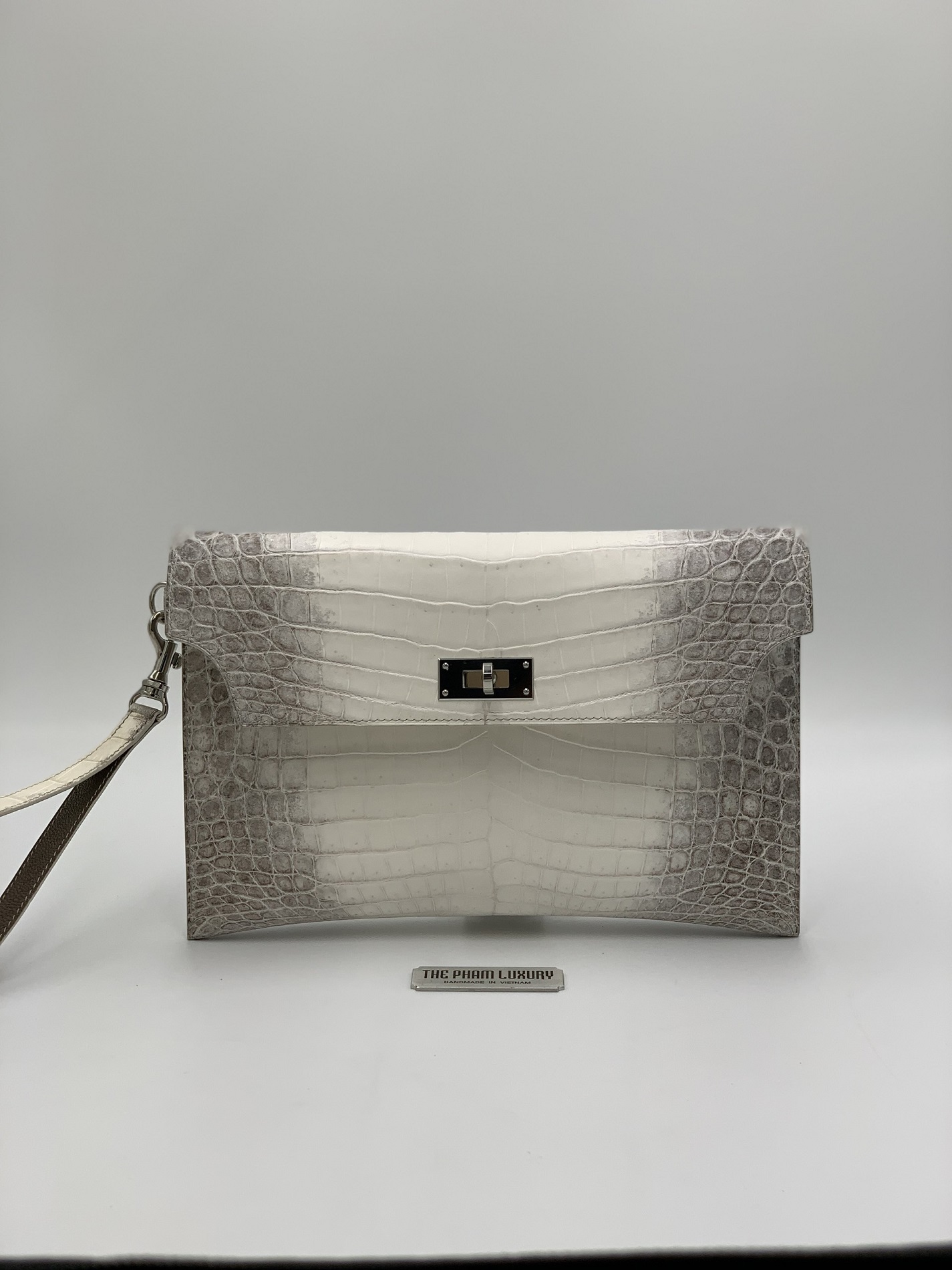 Túi clutch letter