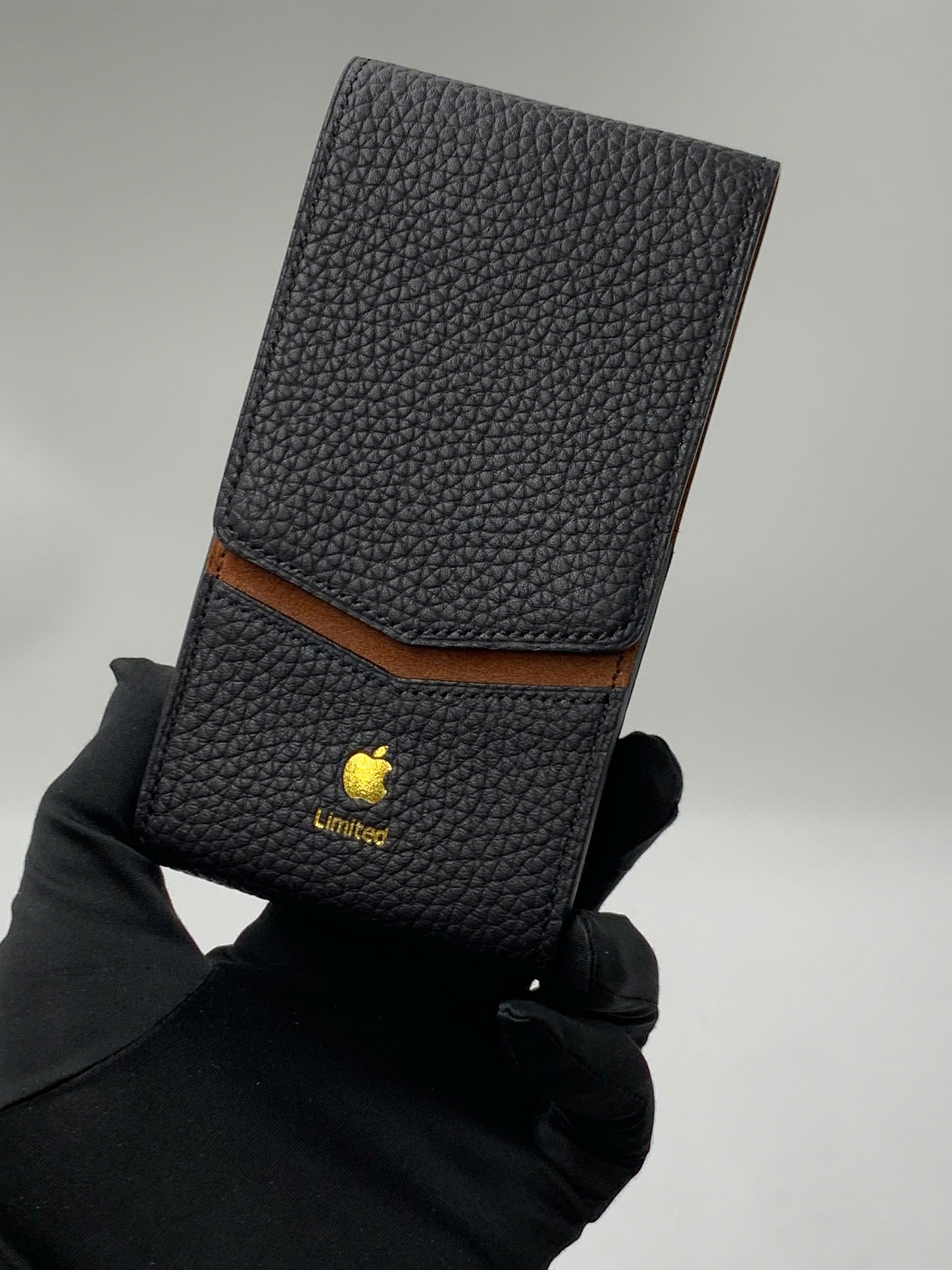 Bao da iphone bespoke nắp gập