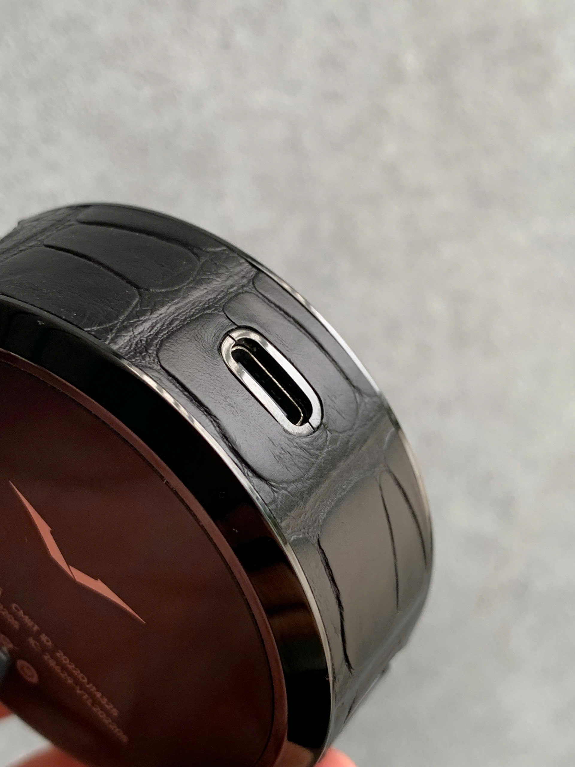 Bọc da tai nghe Bluetooth VERTU - Hình ảnh 4