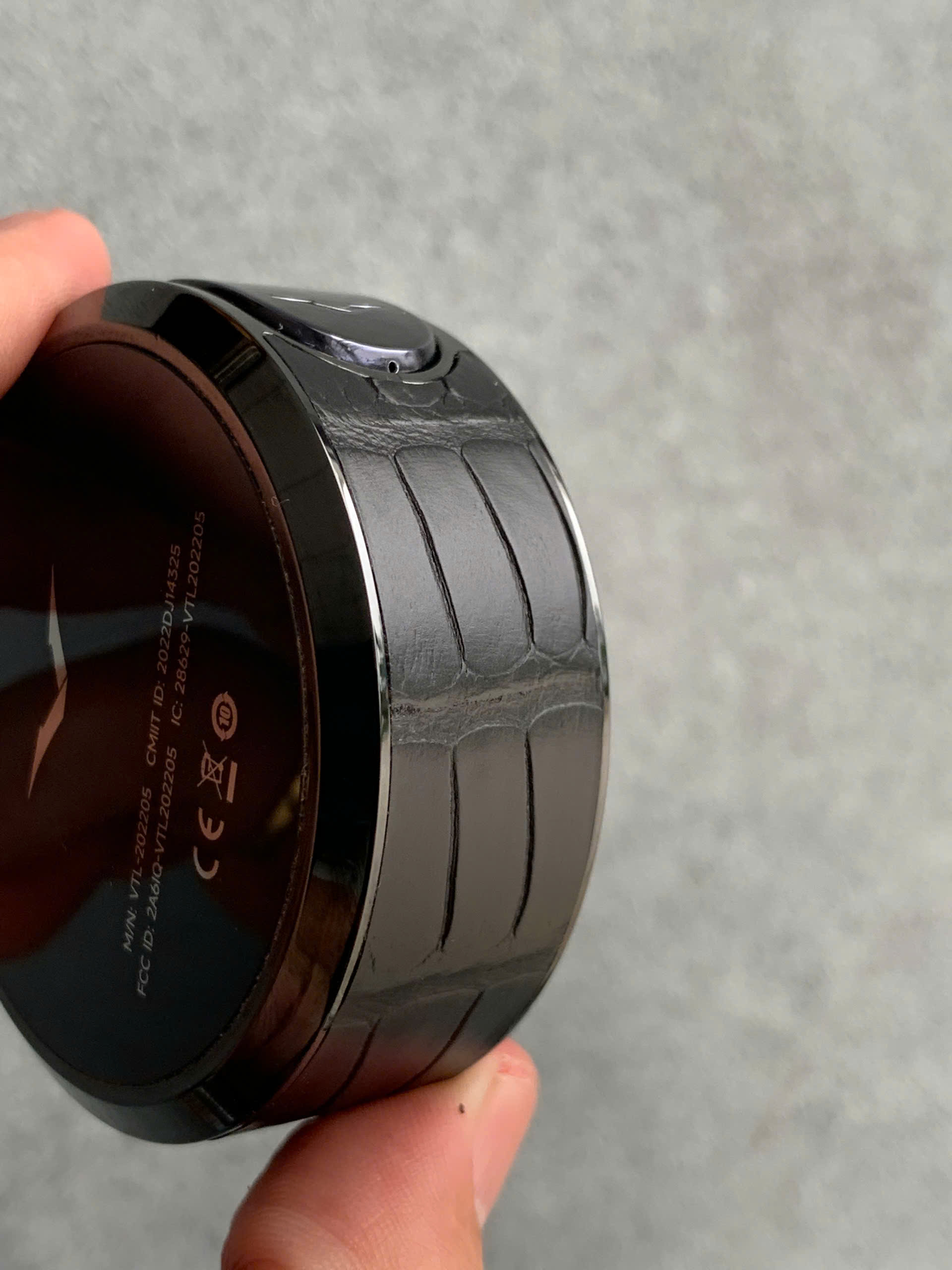 Bọc da tai nghe Bluetooth VERTU - Hình ảnh 3
