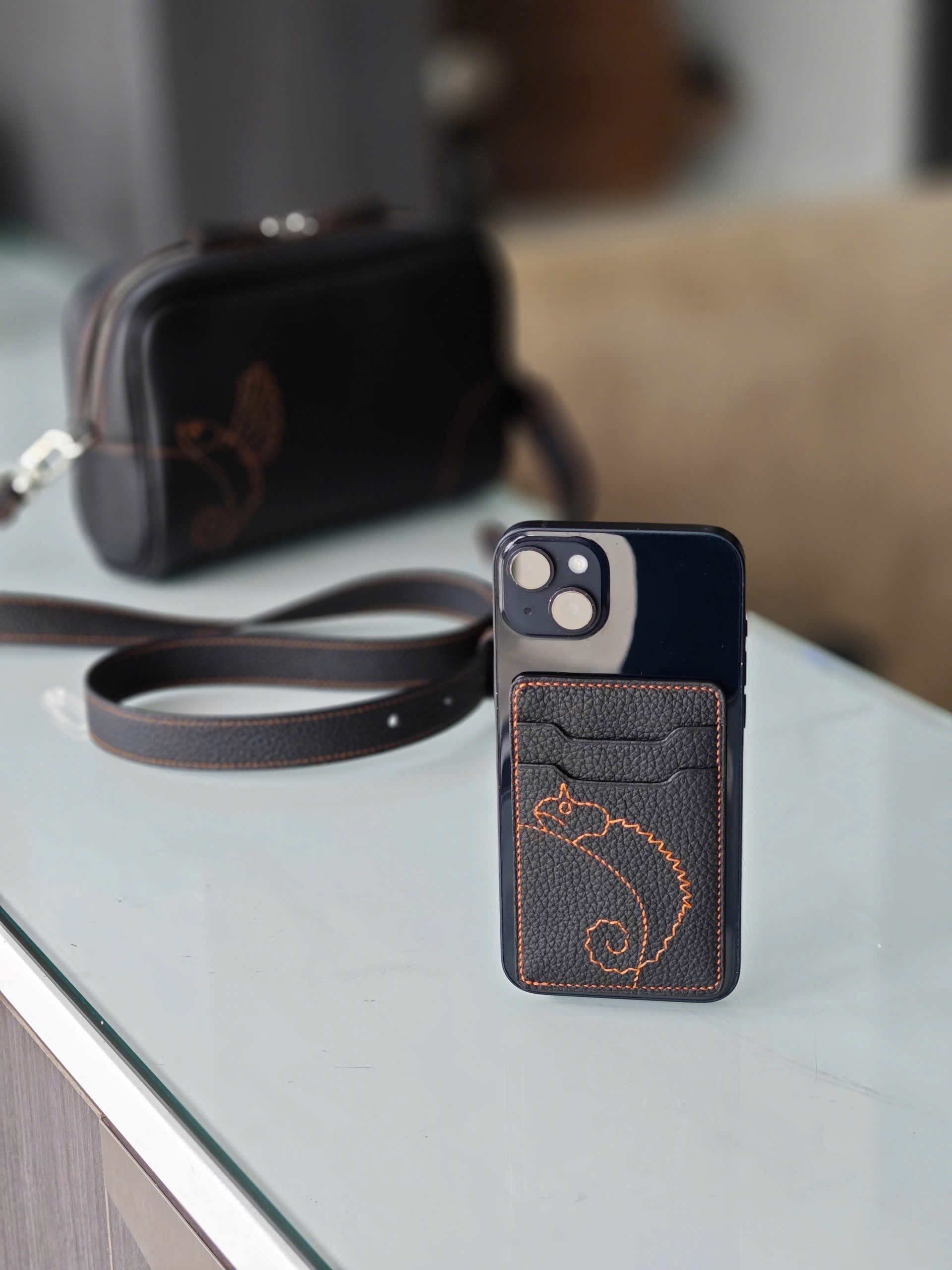 TP Gecko Signature Magsafe – Ví da đựng thẻ Magsafe - Hình ảnh 3