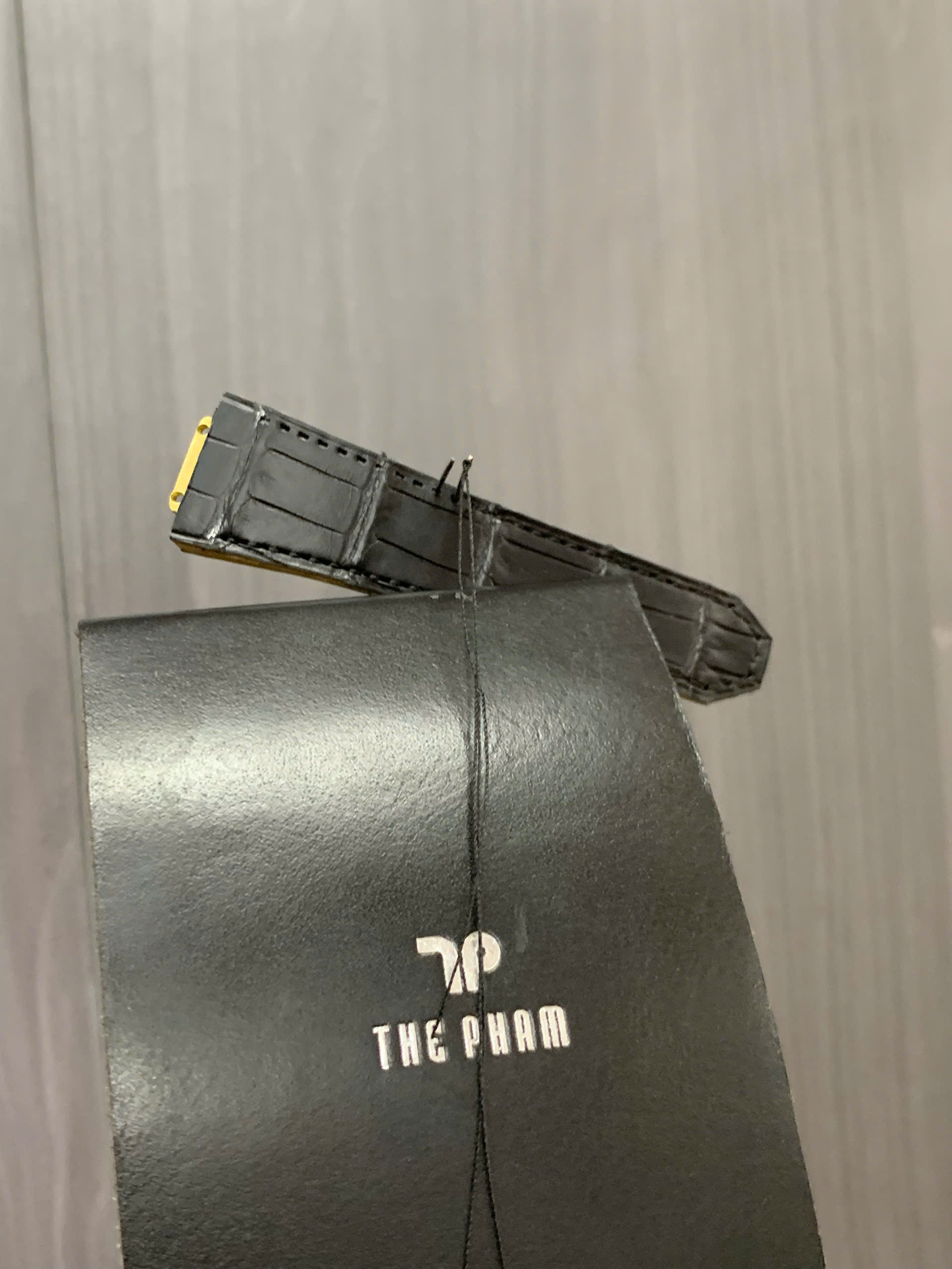 Dây đồng hồ Hublot Orlinski da cá sấu Pháp – Vân đuôi độc bản - Hình ảnh 5