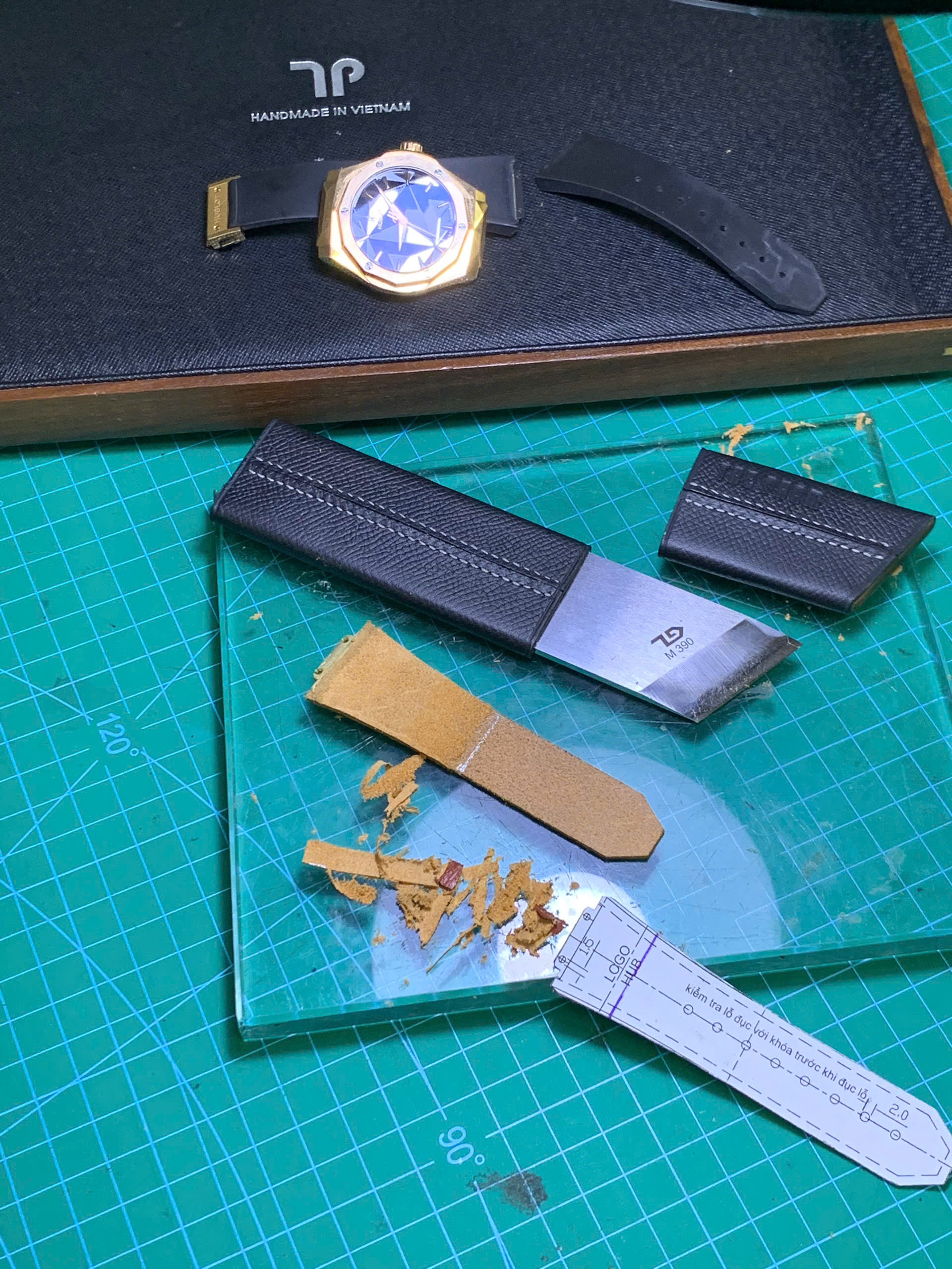 Dây đồng hồ Hublot Orlinski da cá sấu Pháp – Vân đuôi độc bản - Hình ảnh 4