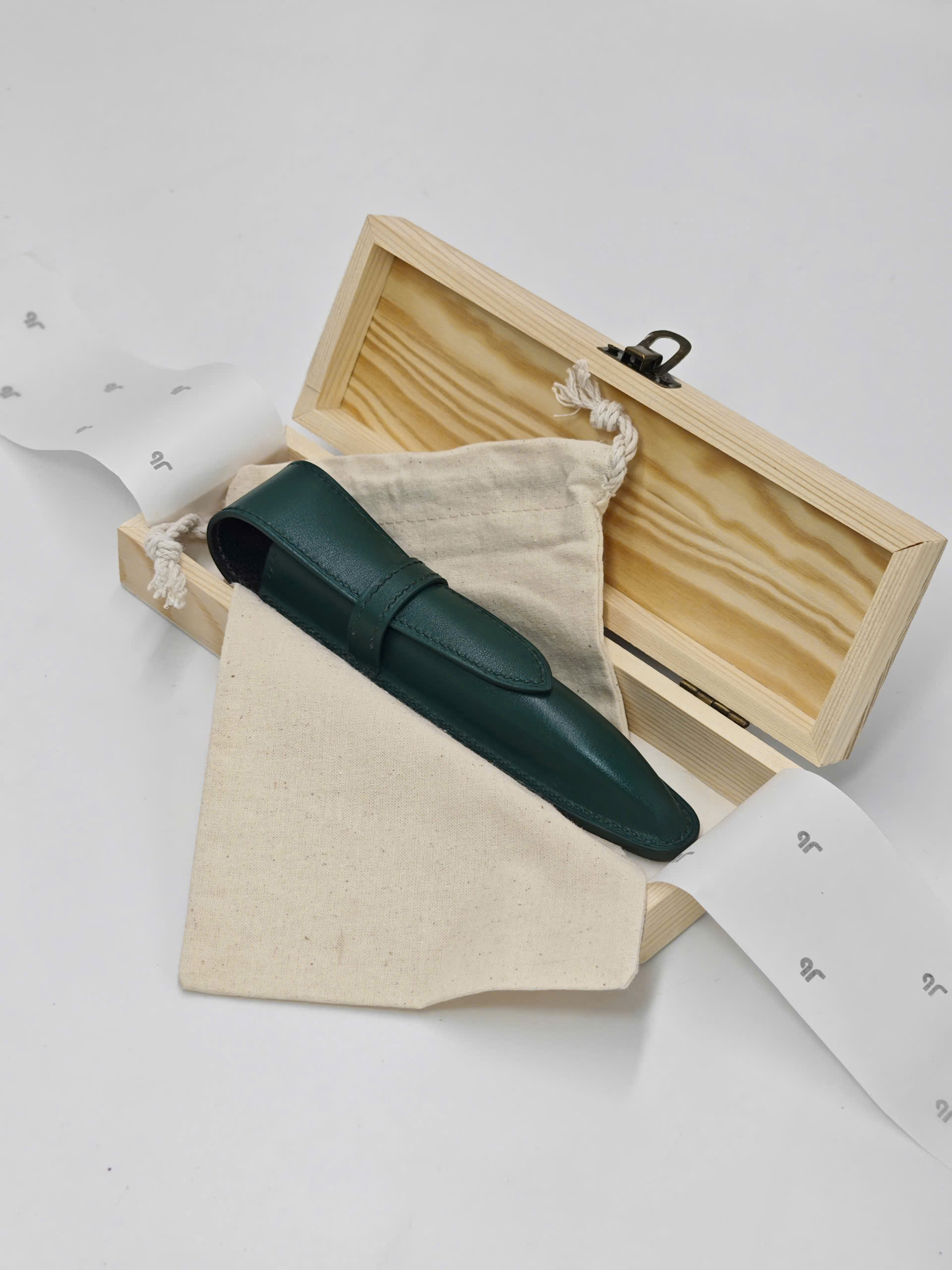 TP Sterling Pen Case Emerald – Bao da bút thủ công - Hình ảnh 6