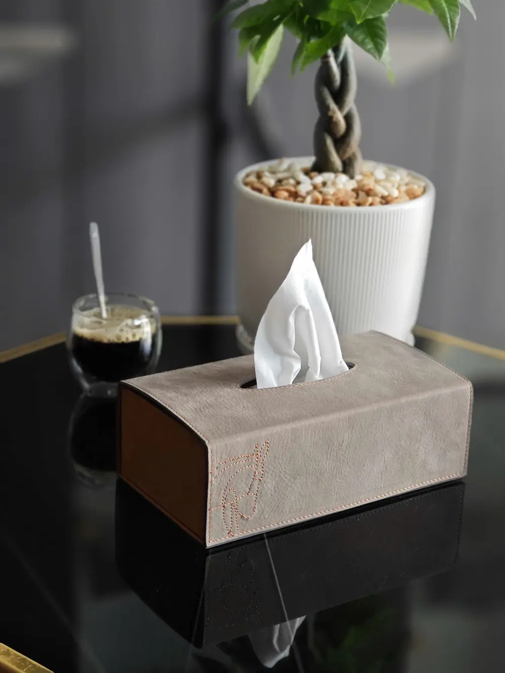 TP Tissue Box Pegasus – hộp khăn giấy da Nubuck