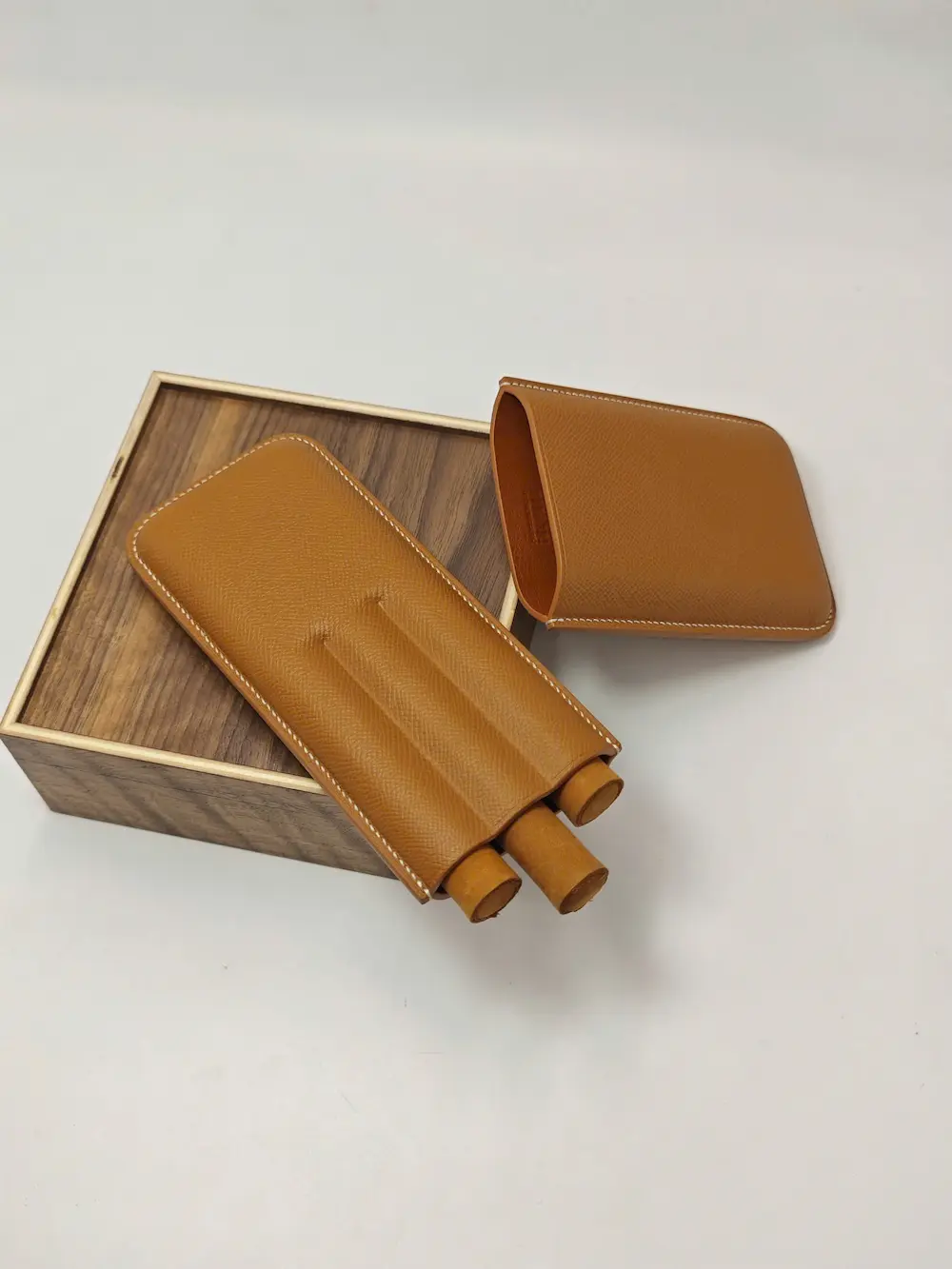 Bao Da Xì Gà 3 Điếu TP Crown – Da Epsom chế tác thủ công - Hình ảnh 4